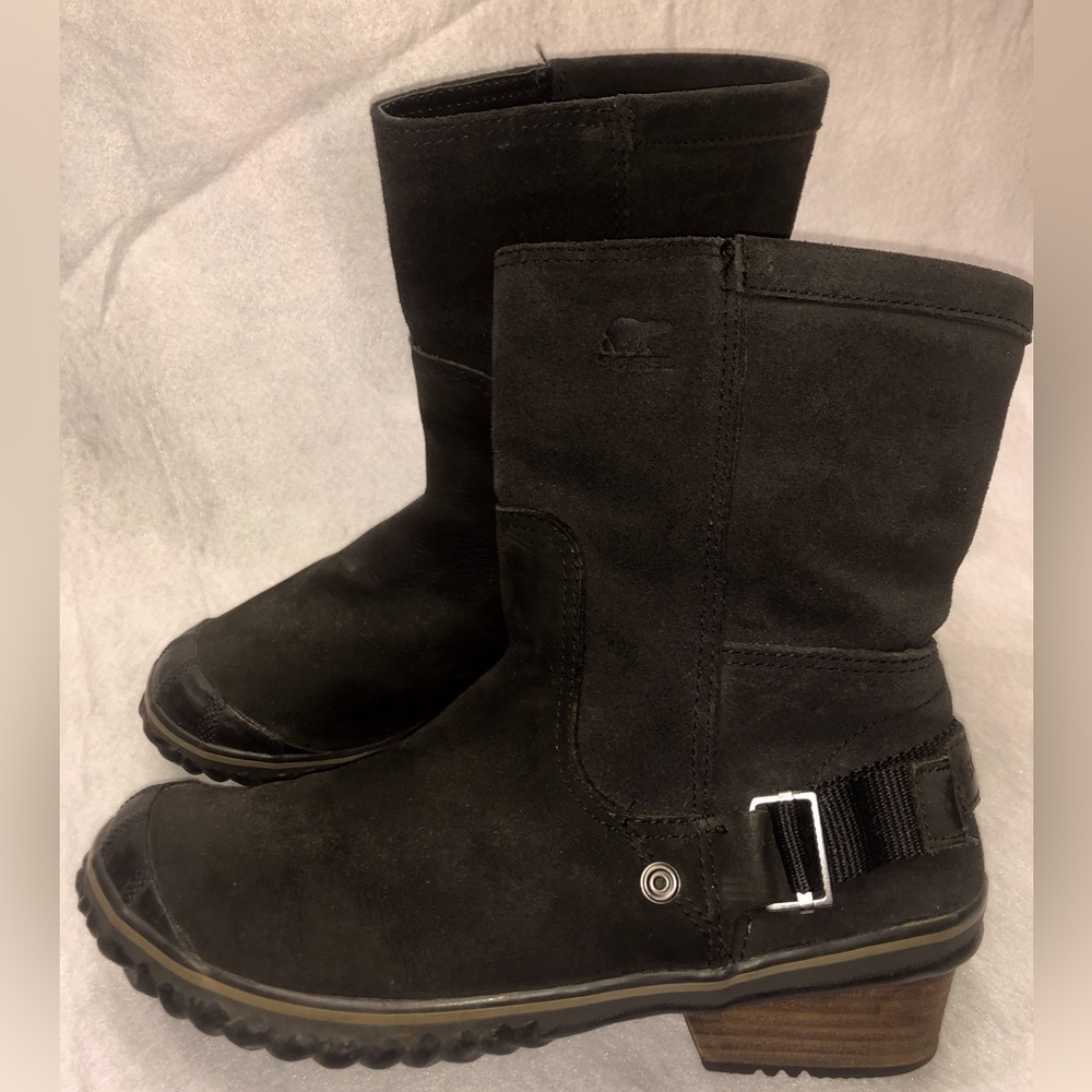 Sorel Women’s Black Slim Shortie Leather Block Heel Winter Boots size 9.5
